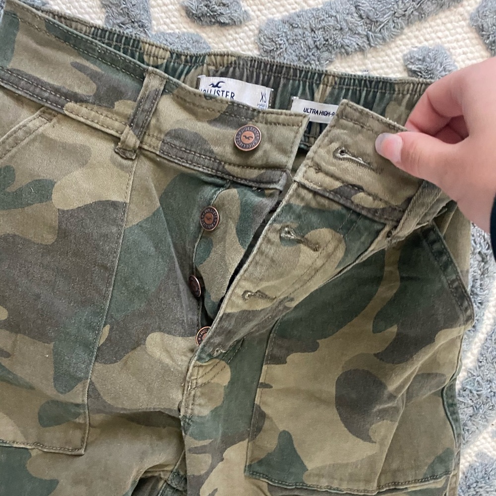 hollister pants - Picture 4 of 9